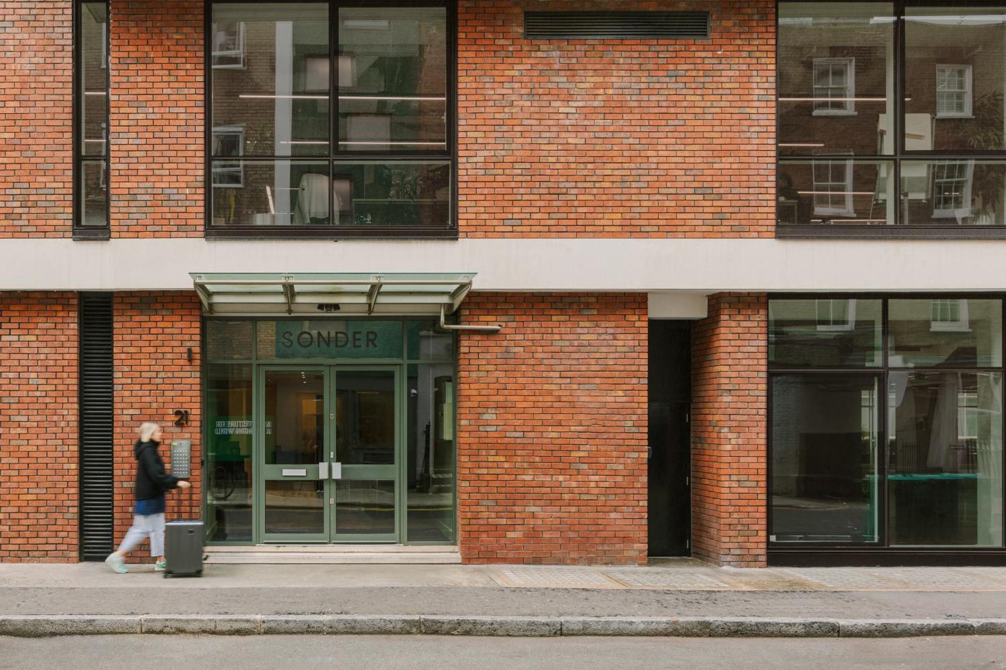 Sonder The Bard Aparthotel Londra Exterior foto